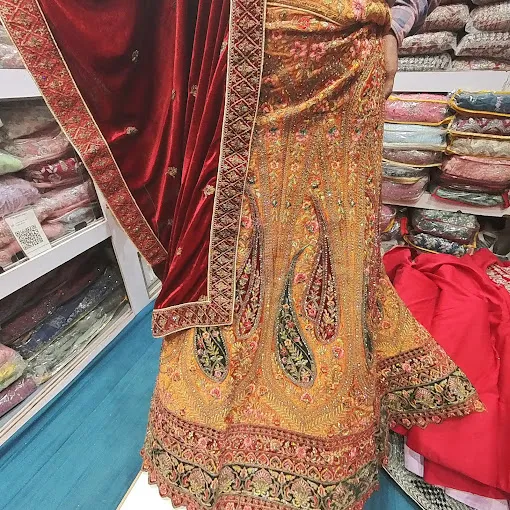 Kalapurna sarees